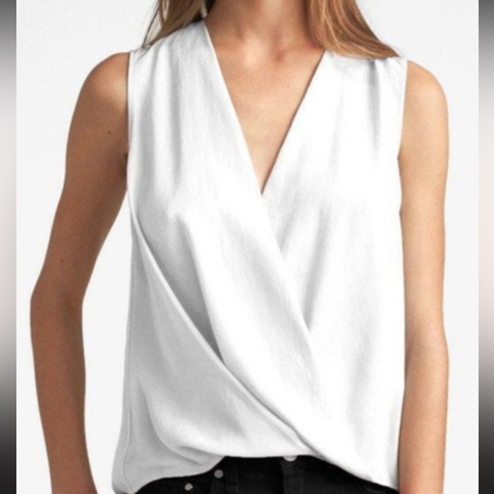 Victor Sleeveless Blouse